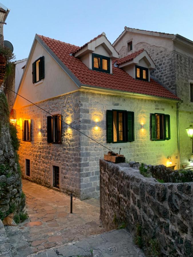 Kazin Supreme Hotel Котор Екстериор снимка