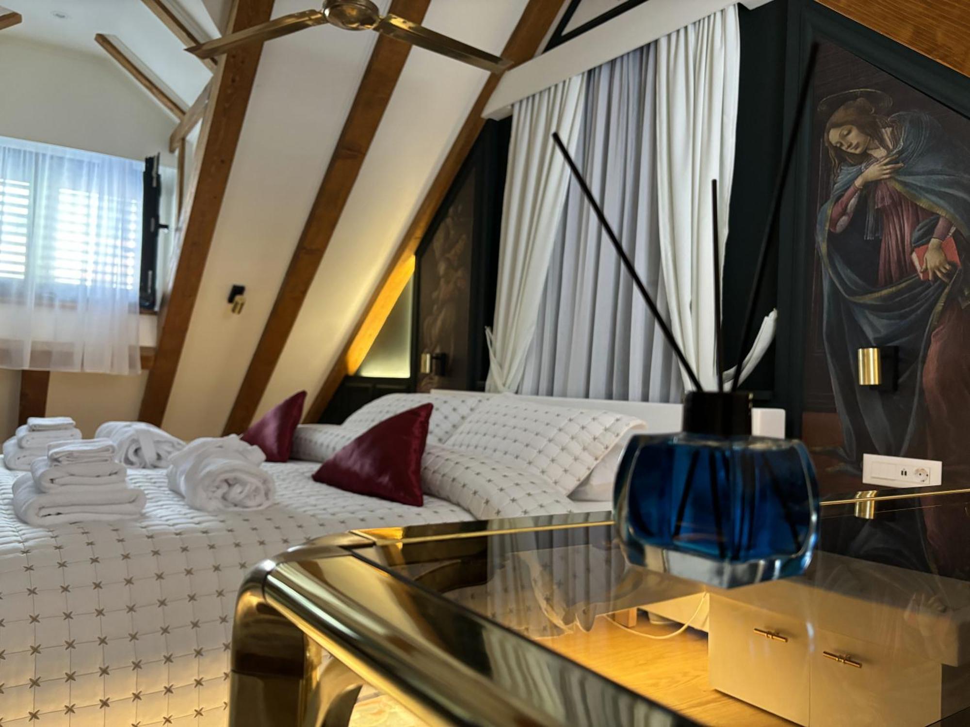 Kazin Supreme Hotel Котор Екстериор снимка