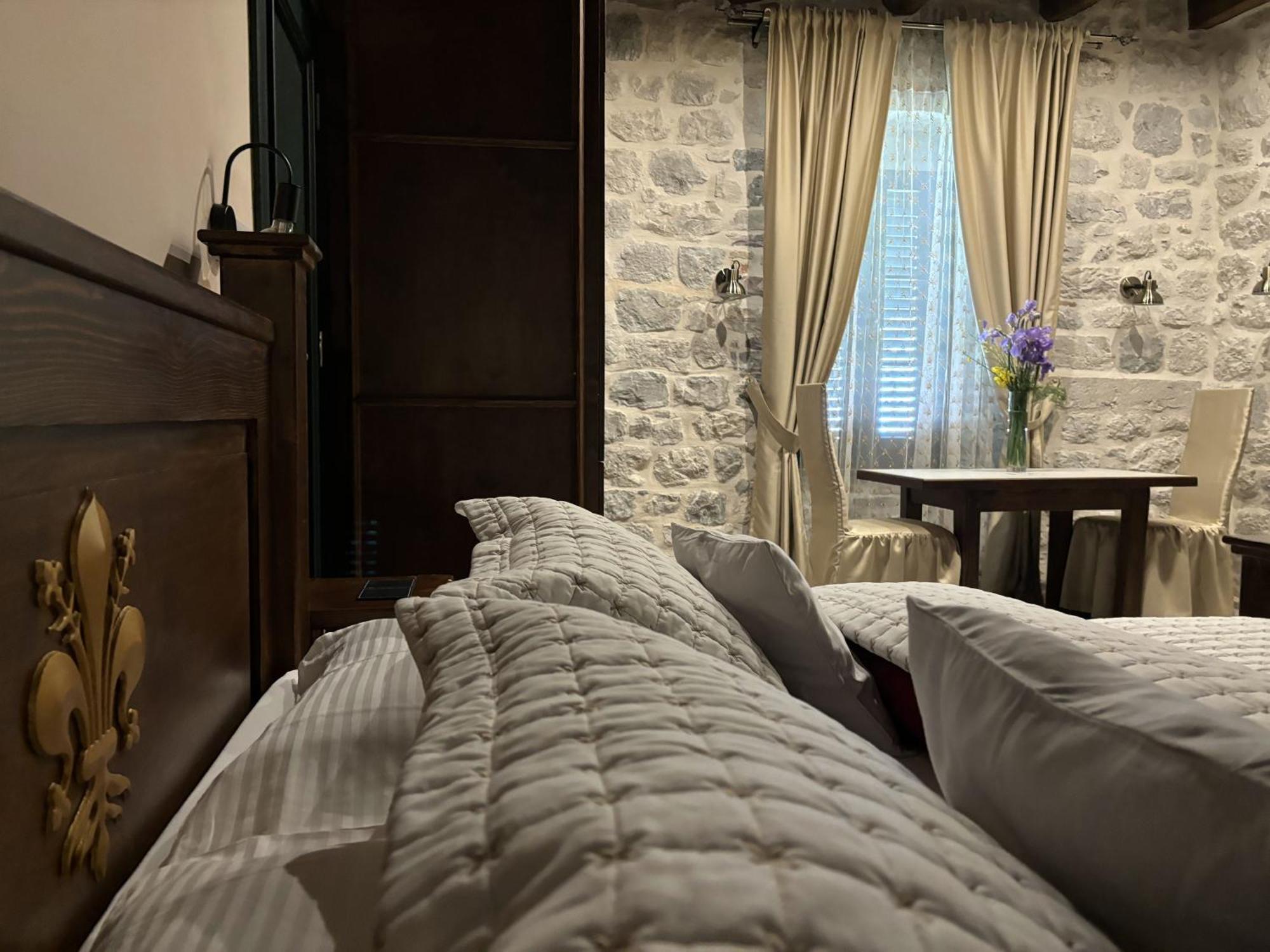 Kazin Supreme Hotel Котор Екстериор снимка