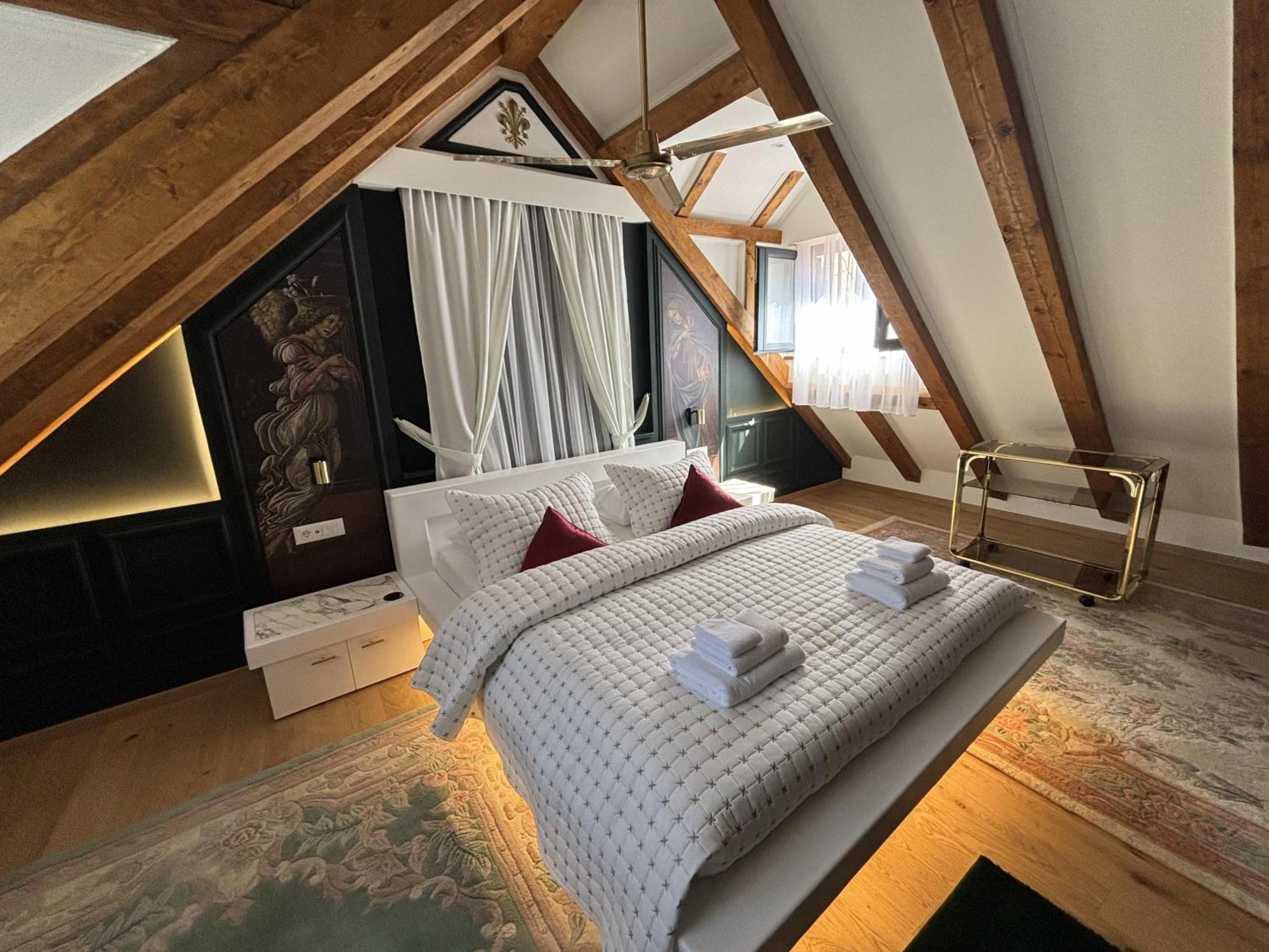 Kazin Supreme Hotel Котор Екстериор снимка