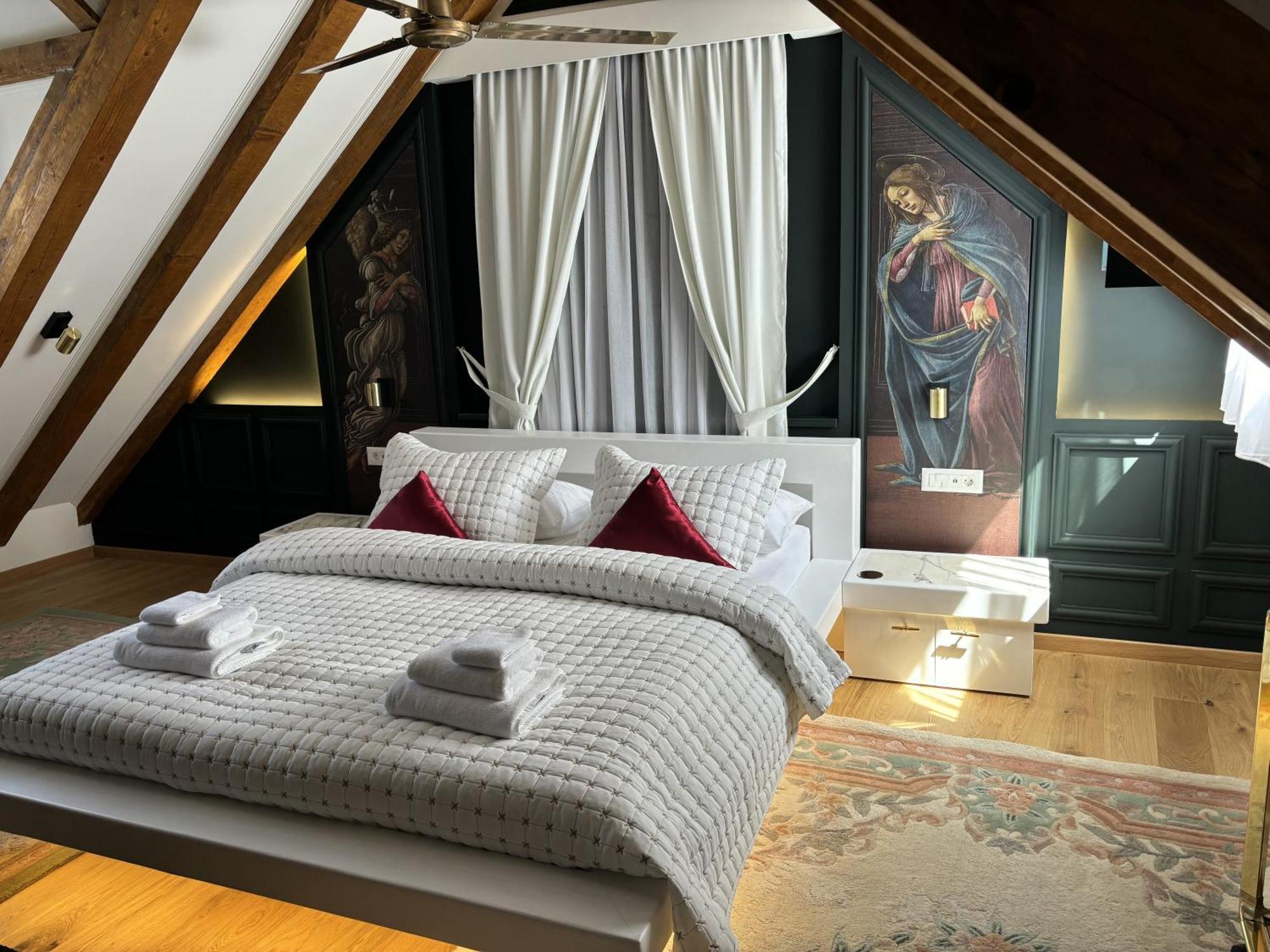 Kazin Supreme Hotel Котор Екстериор снимка